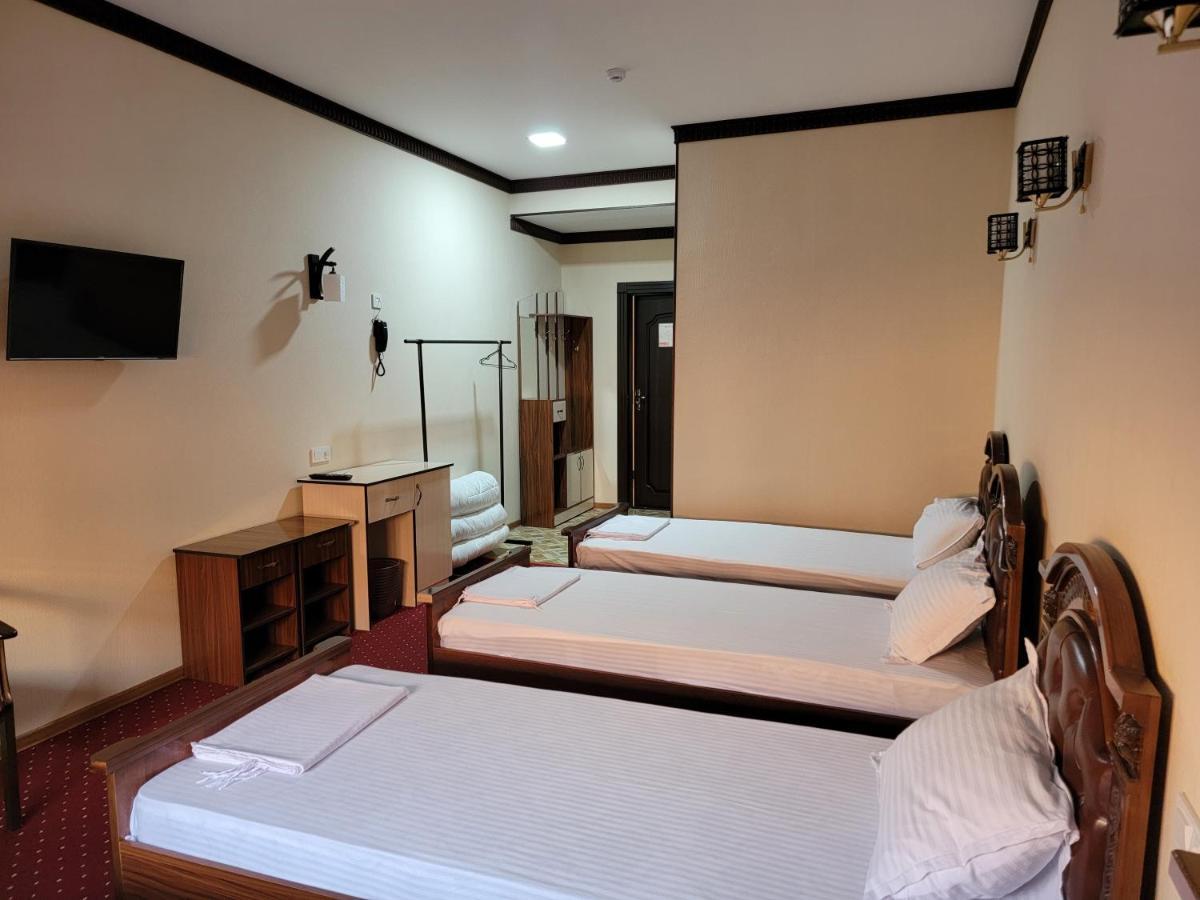 Hotel Mufarshox Buchara Exterior foto